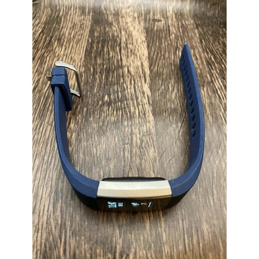 Fitbit Charge 2 Fitness Tracker Extra Bands & Charger Cracked Screen Works